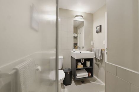 Photo of property in 2-06/424 Maunganui Road, Mount Maunganui, 3116