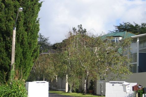 Photo of property in 14 Garmons Way, Castor Bay, Auckland, 0620