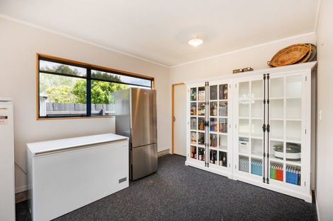 Photo of property in 2 Balmoral Drive, Terrace End, Palmerston North, 4410