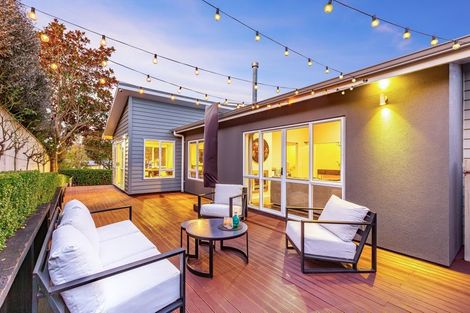 Photo of property in 11 Te Puia Drive, Aotea, Porirua, 5024