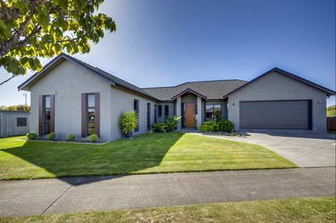 Photo of property in 17 Bourke Place, Havelock North, 4130