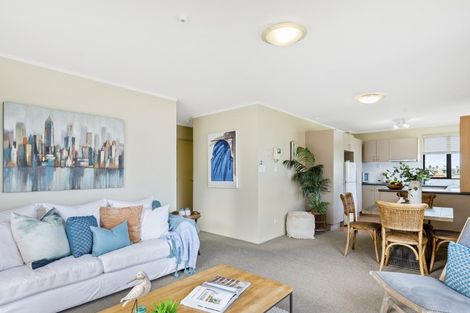 Photo of property in Capri Apartments, 5 The Mall, Mount Maunganui, 3116