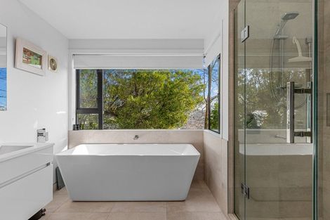 Photo of property in 1/8 Lookaway Place, Huntsbury, Christchurch, 8022