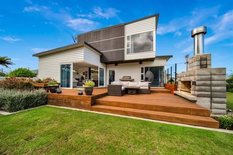 Photo of property in 6 Williams Avenue, Hawera, 4610