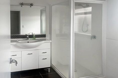 Photo of property in 15 Newbury Place, Taradale, Napier, 4112