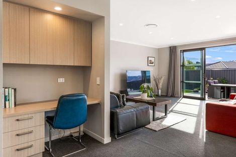 Photo of property in 14 Stowell Drive, Cromwell, 9310