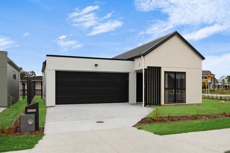 Photo of property in 104 Mataikokako Loop, Kawakawa Bay, 2585