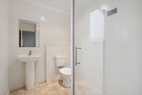 Photo of property in 106 Mako Mako Road, Levin, 5510