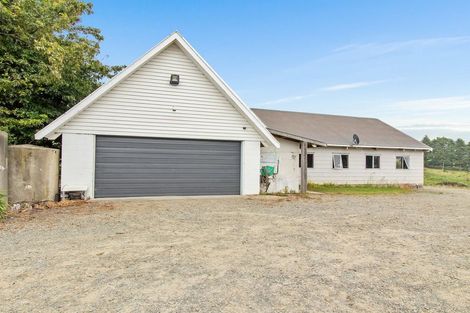 Photo of property in 10 Roma Way, Waitarere, 5510