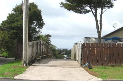 Photo of property in 143c Colwill Road, Massey, Auckland, 0614