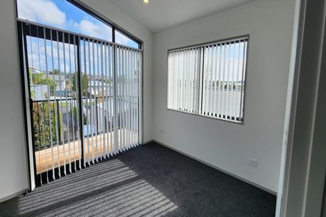 Photo of property in 19a Statesman Street, Henderson, Auckland, 0612