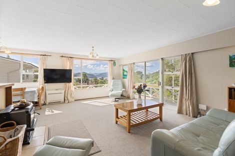 Photo of property in 83 Kent Street, Picton, 7220