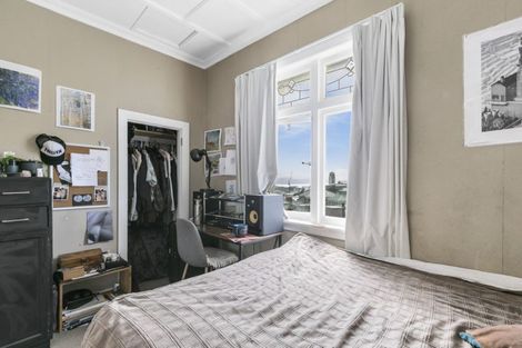 Photo of property in 15 Bidwill Street, Mount Cook, Wellington, 6021