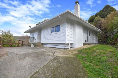 Photo of property in 11 Morepork Lane, Waipori Falls, Outram, 9073