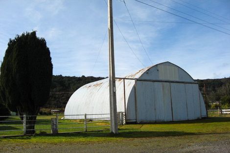 Photo of property in 19 Dick Street, Reefton, 7830