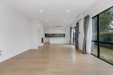 Photo of property in 76 Donegal Park Drive, Flat Bush, Auckland, 2019