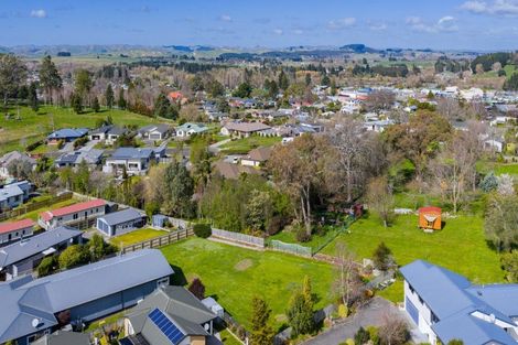Photo of property in 12 Abbot Avenue, Waipawa, 4210