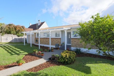 Photo of property in 5a Hillcrest Road, Hillcrest, Hamilton, 3216