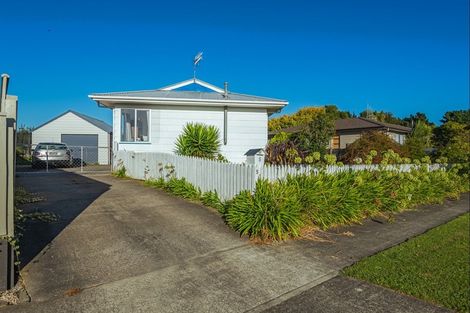 Photo of property in 5 Jupiter Street, Milson, Palmerston North, 4414