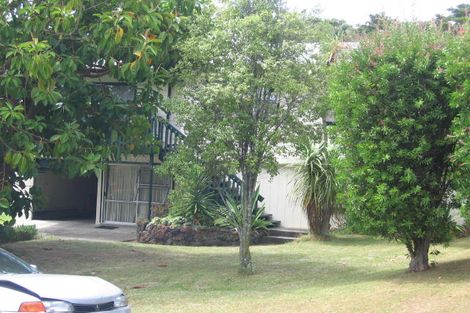 Photo of property in 9 Kathleen Street, Totara Vale, Auckland, 0627