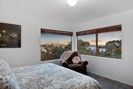 Photo of property in 34a Rawene Road, Birkenhead, Auckland, 0626