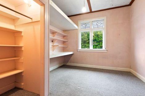 Photo of property in 54 Severn Street, Island Bay, Wellington, 6023