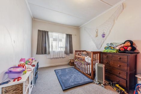 Photo of property in 85 Tipahi Street, Nelson South, Nelson, 7010