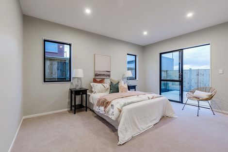 Photo of property in 13 Konoba Avenue, Kumeu, 0810
