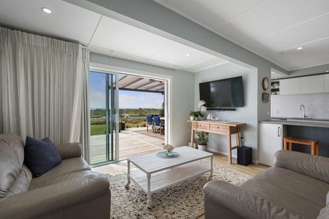 Photo of property in 138 Seaforth Road, Waihi Beach, 3611