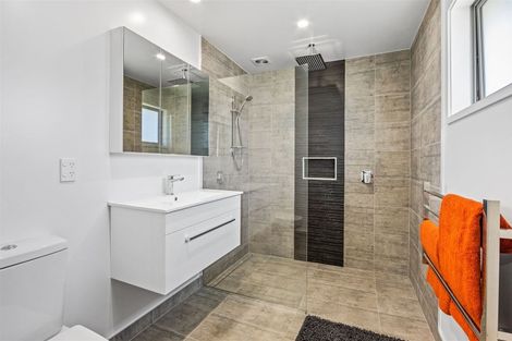 Photo of property in 10 Exeter Lane, Rolleston, 7614