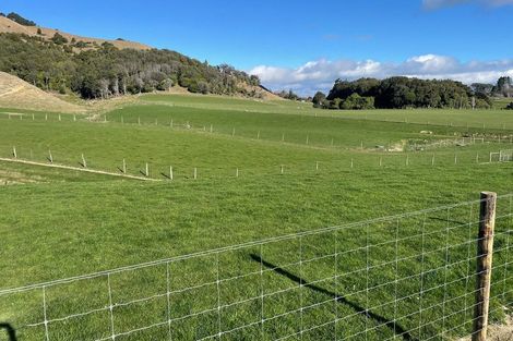 Photo of property in 130 Te Horo Hautere Cross Road, Hautere, Otaki, 5582