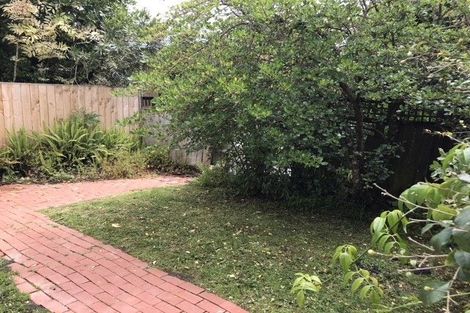 Photo of property in 25 Ngahere Views, Orewa, 0931