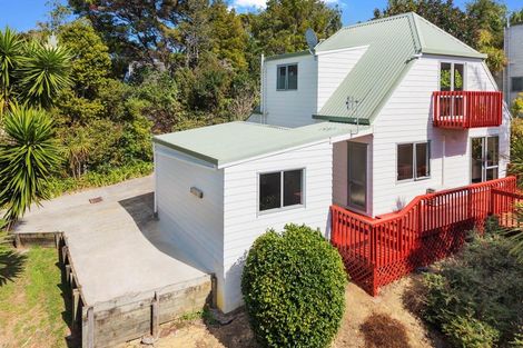 Photo of property in 4/102b Manuka Road, Bayview, Auckland, 0629