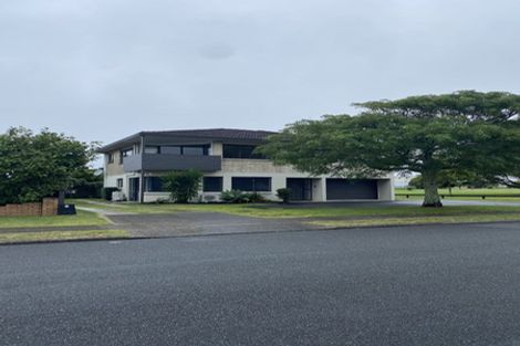 Photo of property in 11 Russley Drive, Mount Maunganui, 3116