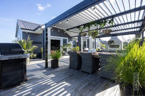 Photo of property in 61 Pitoitoi Drive, Riverhead, 0820