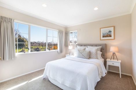 Photo of property in 2/105 Peake Road, Cambridge, 3493