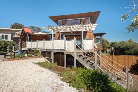 Photo of property in 65 Motiti Road, Papamoa Beach, Papamoa, 3118