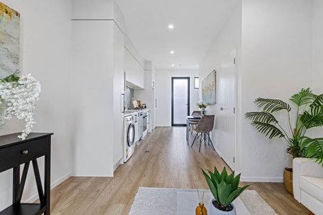 Photo of property in 39 Coronation Road, Papatoetoe, Auckland, 2025