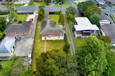 Photo of property in 41 Royal Road, Massey, Auckland, 0614