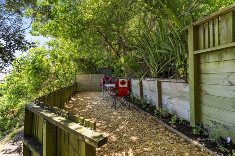 Photo of property in 74 Mana Esplanade, Paremata, Porirua, 5026