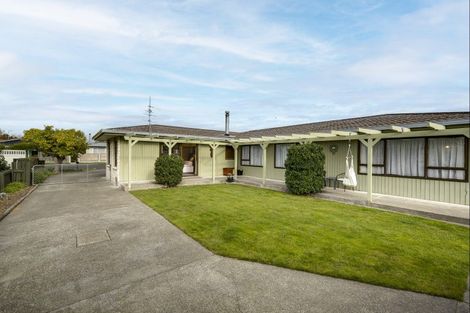 Photo of property in 1422 Woodstock Avenue, Mayfair, Hastings, 4122