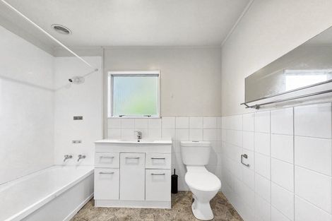 Photo of property in 6b Thebes Street, Pomare, Rotorua, 3015