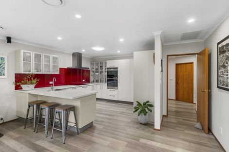 Photo of property in 15 Wardour Mews, Avonhead, Christchurch, 8042