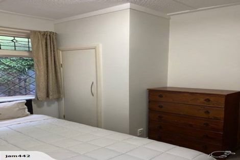 Photo of property in 126 Grafton Road, Roseneath, Wellington, 6011