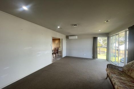 Photo of property in 49 Walworth Avenue, Pakuranga Heights, Auckland, 2010