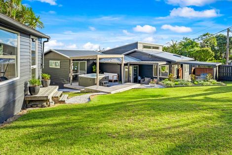 Photo of property in 63 Ardern Avenue, Stanmore Bay, Whangaparaoa, 0932