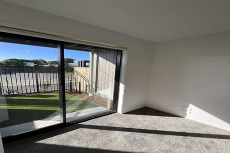 Photo of property in 231u3 Marine Parade, Seatoun, Wellington, 6022