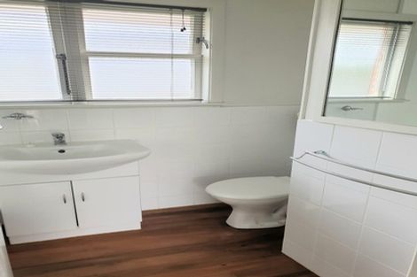 Photo of property in 8f1-c Exchange Street, Ebdentown, Upper Hutt, 5018