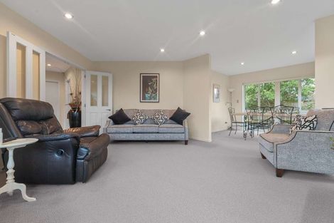 Photo of property in 32 Carroll Place, Owhata, Rotorua, 3010