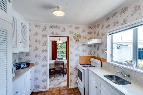 Photo of property in 4 Elliott Street, Taradale, Napier, 4112